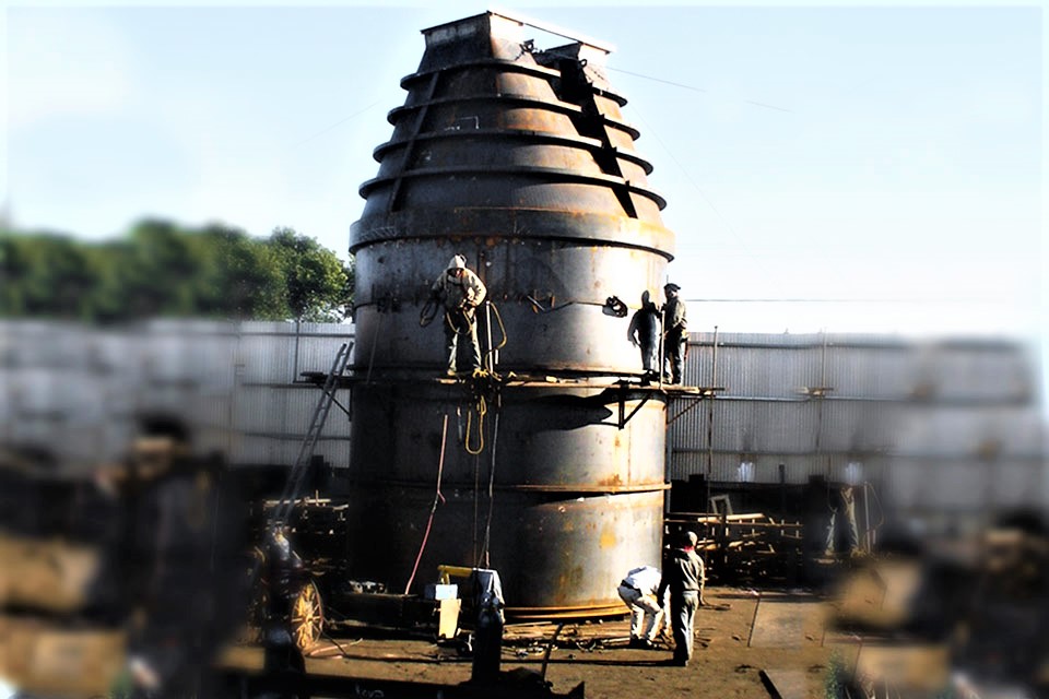 Aluar S.A. / Fabricación y transporte silo capacidad 110 Ton