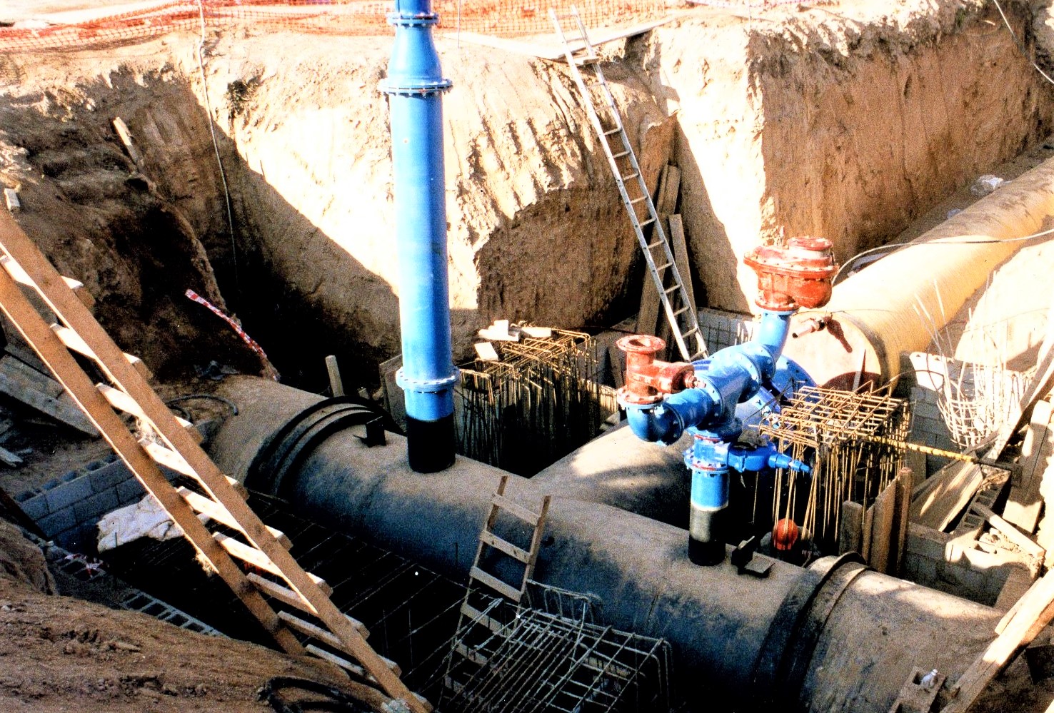 Degremont S.A. / Fabricación y montaje caños especiales. Aguas Cordobesas