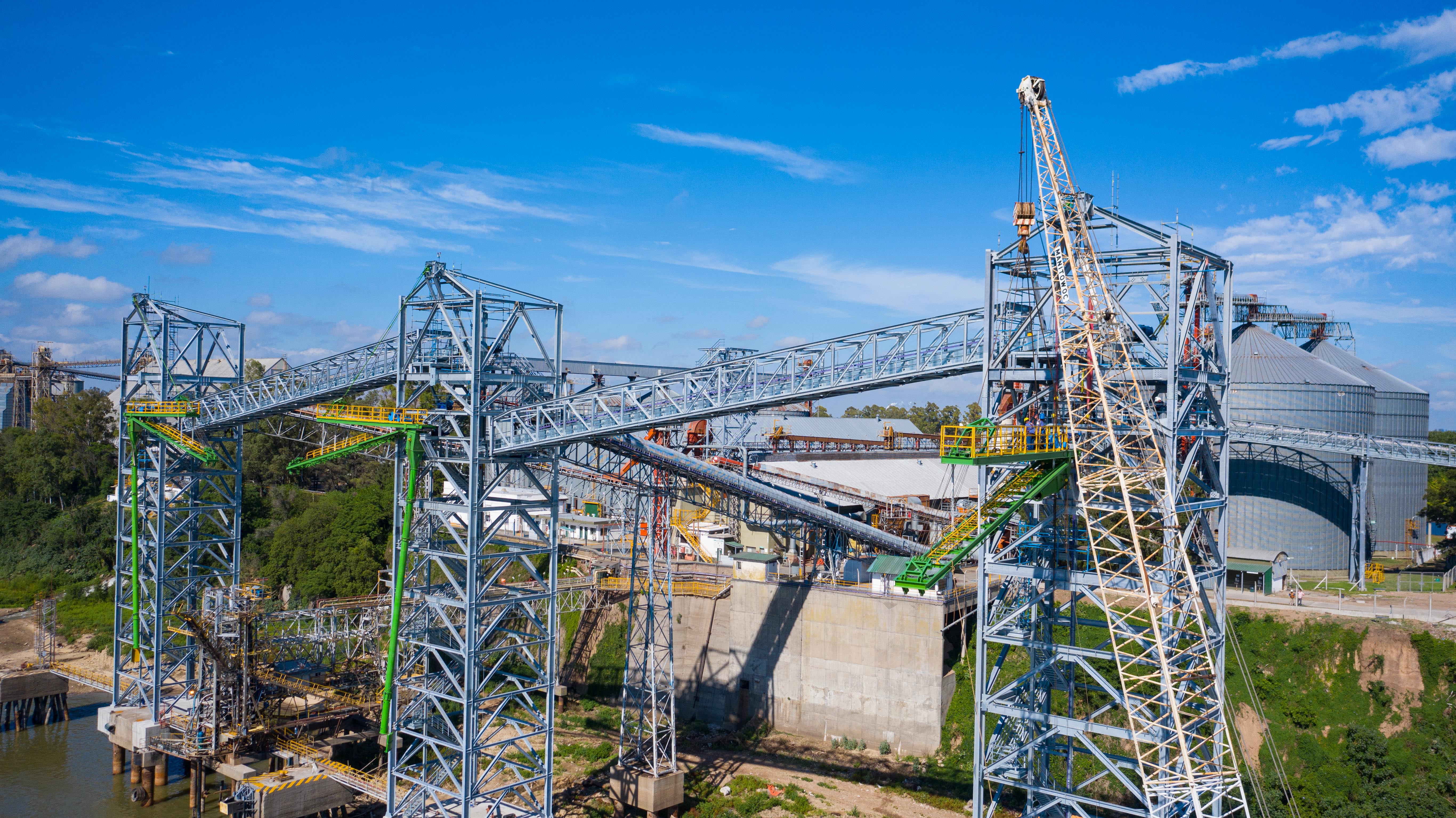 Dyopsa / Fabricacion y asistencia de montaje de torres, galerías y pasarelas 