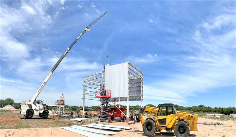 Green Globe / Edificios de carga, pre-limpieza y descarga
